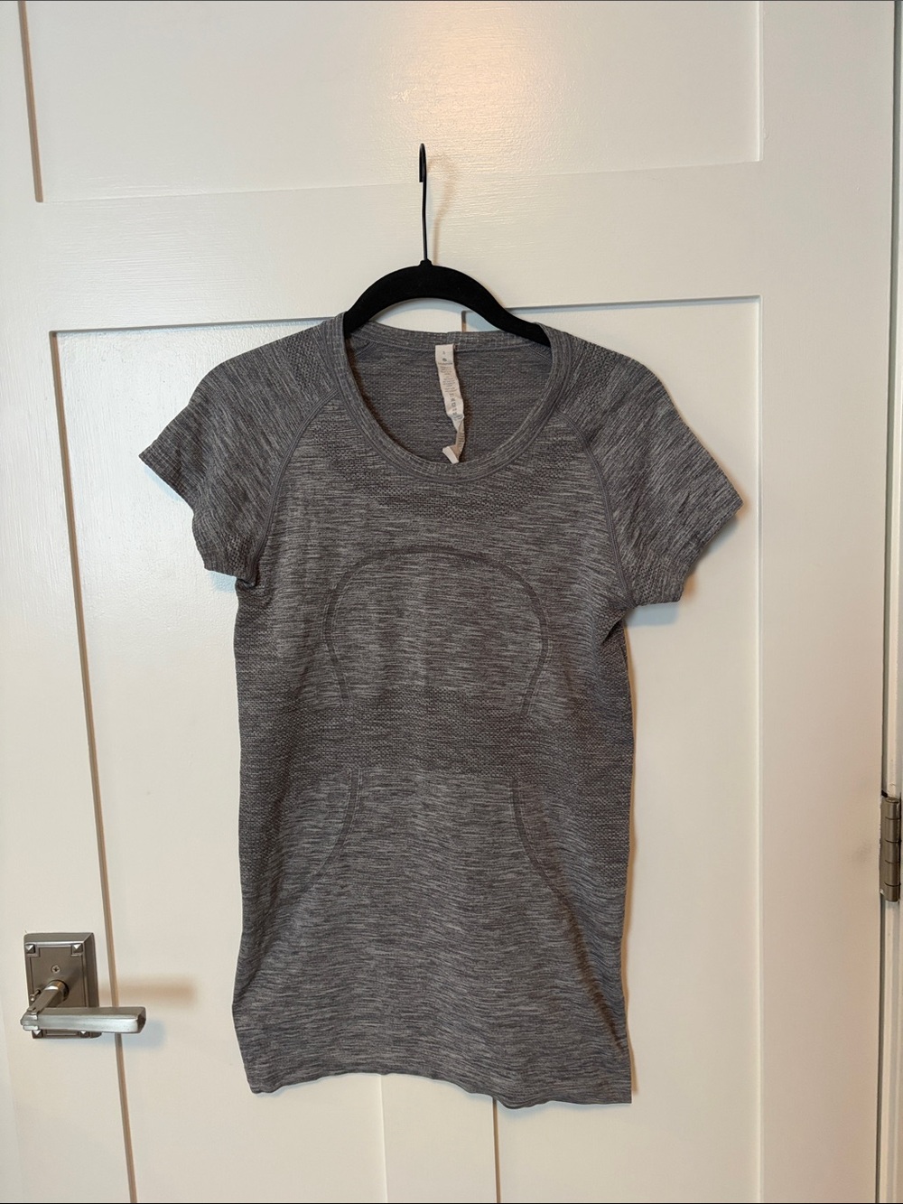 lululemon athletica Heathered Gray Short Sleeve Performance Tee